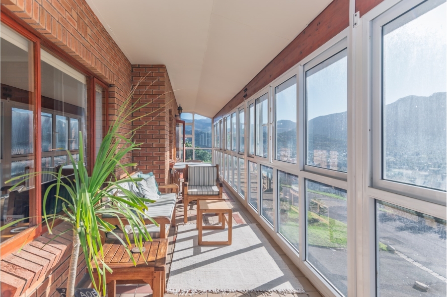4 Bedroom Property for Sale in Fish Hoek Western Cape